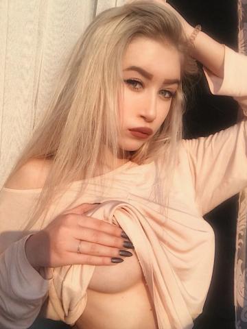 Проститутка Хана